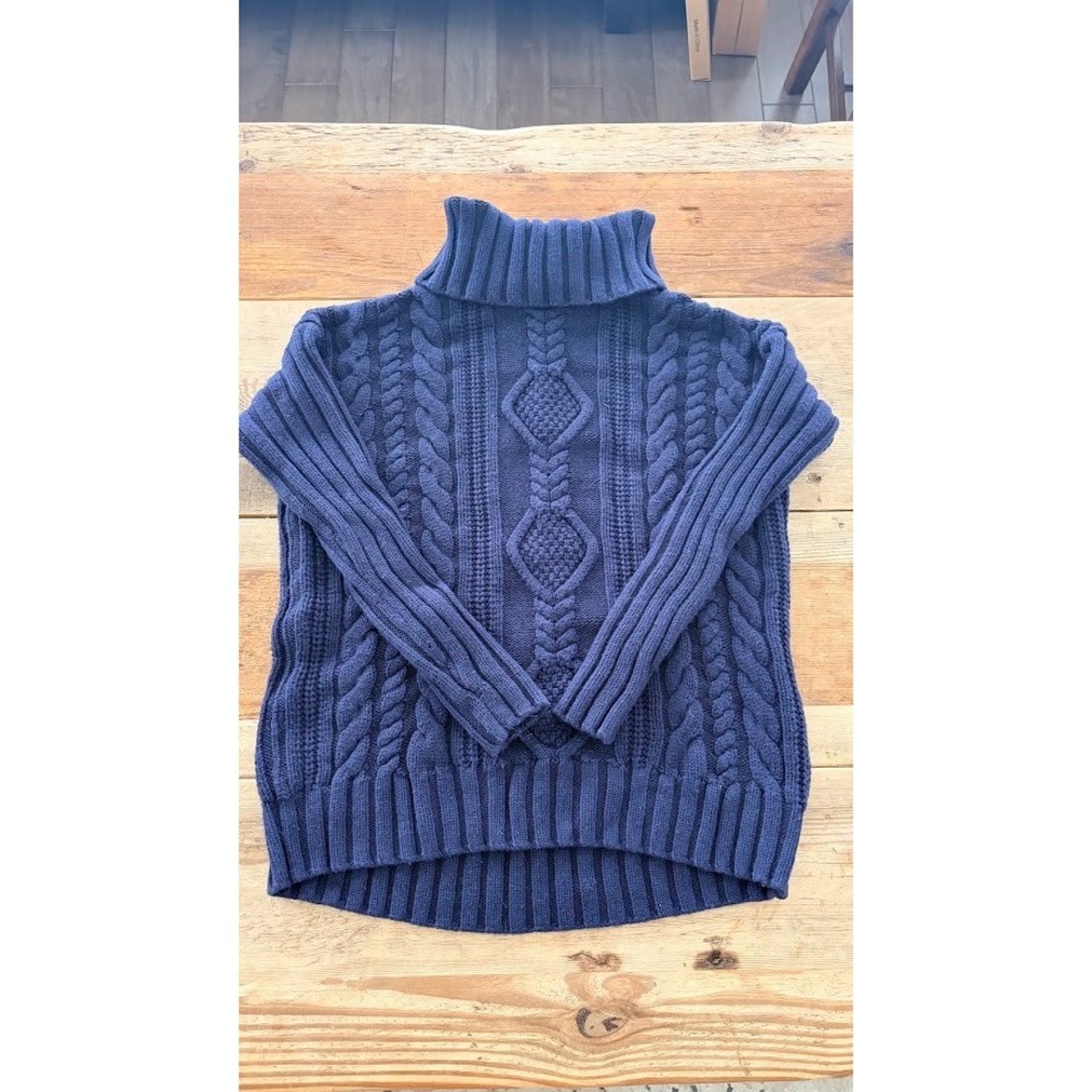 Athleta Womens Navy Blue Cable Knit Turtleneck Sweater Medium Ribbed High Low